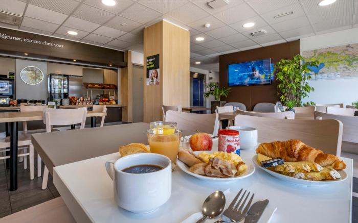 B&B HOTEL Niort Marais Poitevin Est