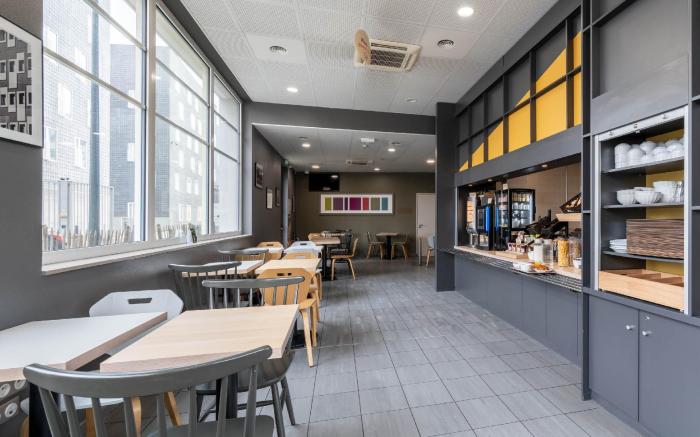 B&B HOTEL Lille Roubaix Campus Gare