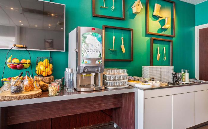 B&B HOTEL Lyon Nord 4 etoiles