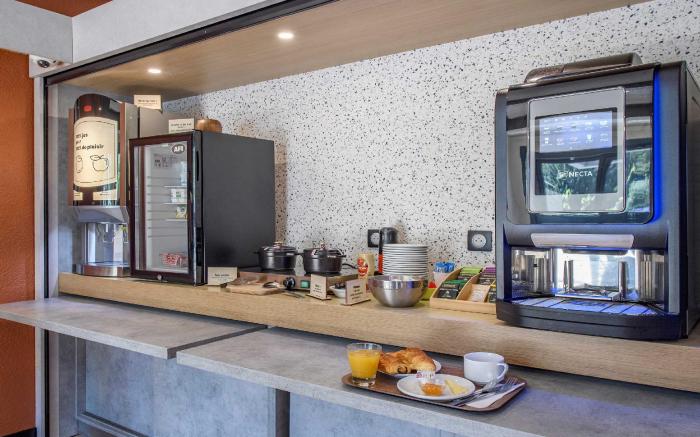 B&B HOTEL Nimes Caissargues