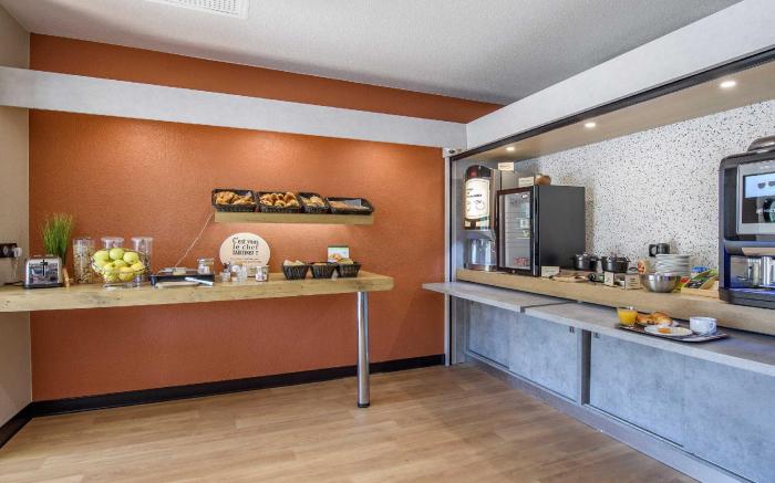 B&B HOTEL Nimes Caissargues