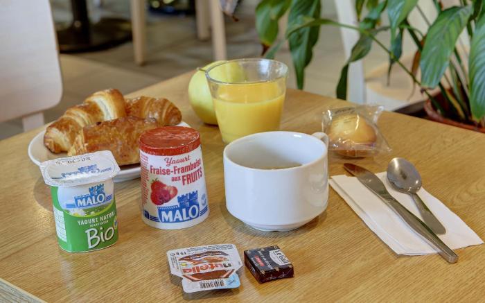 B&B HOTEL Reims Centre Gare