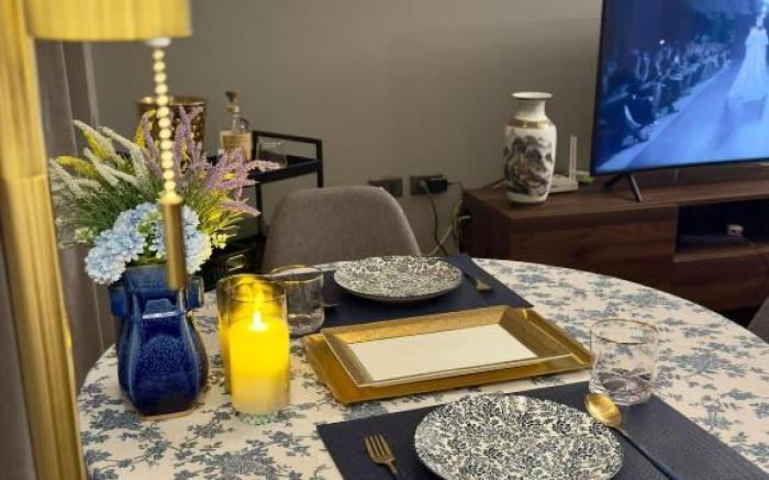 Omni Tower Sukhumvit Nana - Luxury Condominium