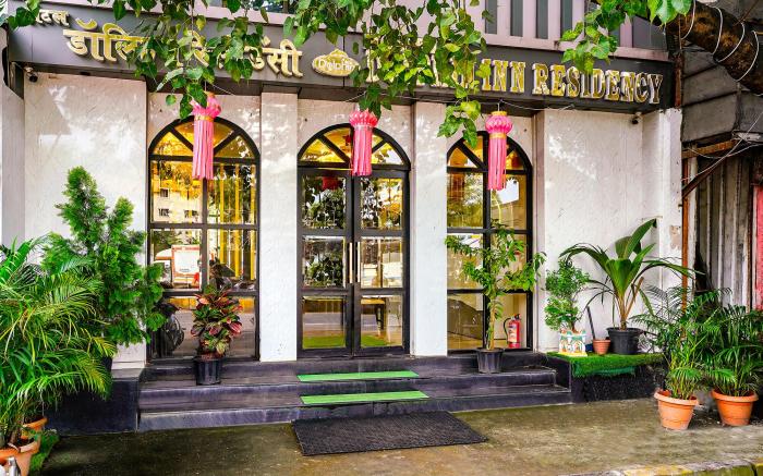 FabHotel Dolphin Residency