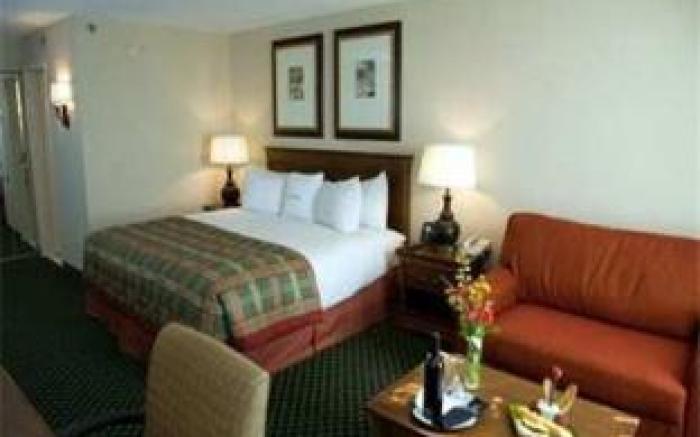 Doubletree by Hilton Somerset Hotel and Conference Center