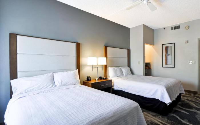Homewood Suites by Hilton Phoenix-Biltmore