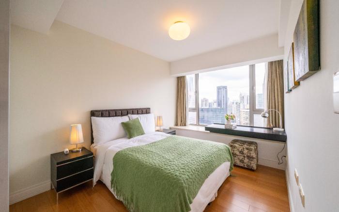 Tyms Elegant 3 Bedroom 2 Bath Close to Metro 