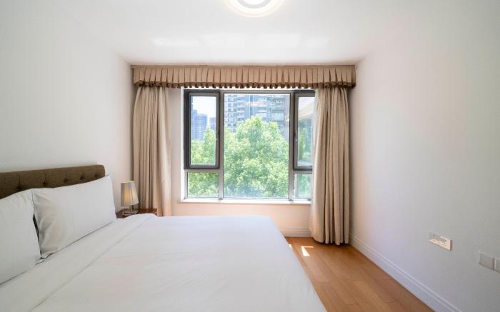 Tyms Elegant 3 Bedroom 2 Bath Close to Metro 