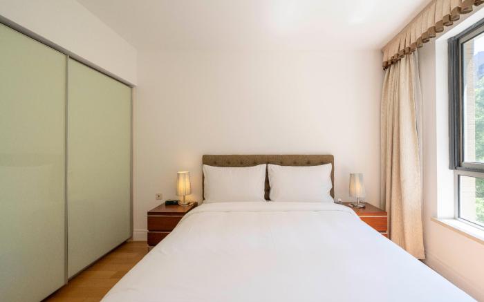 Tyms Elegant 3 Bedroom 2 Bath Close to Metro 