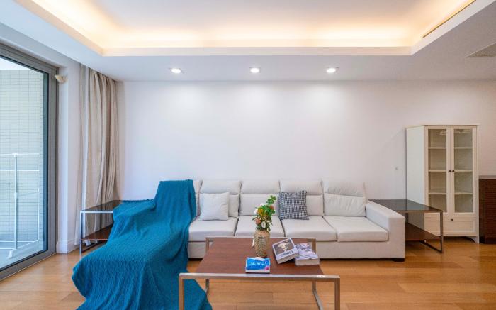 Tyms Stylish 3BR 2BA Apartment Steps from Xujiahui