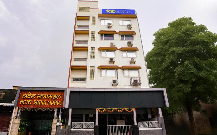 FabHotel Ratna Mahal