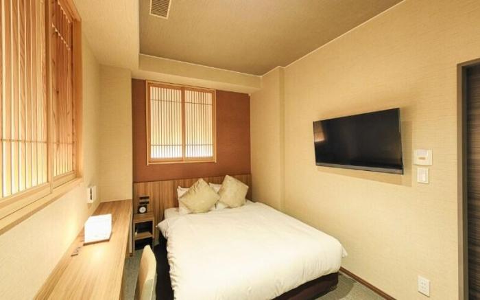 四条大宮駅より徒歩約1分と駅近で便利！ＣＵＯＲＥ京都四条大宮！ダブル【ECOプラン】ステイ清掃無し