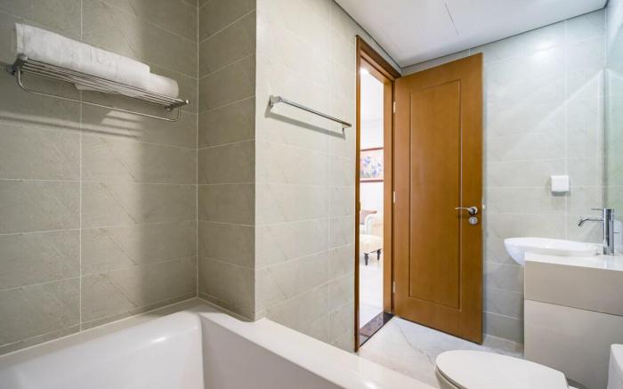 Cozy 1BED  at Landmark Plus Bitexco City View