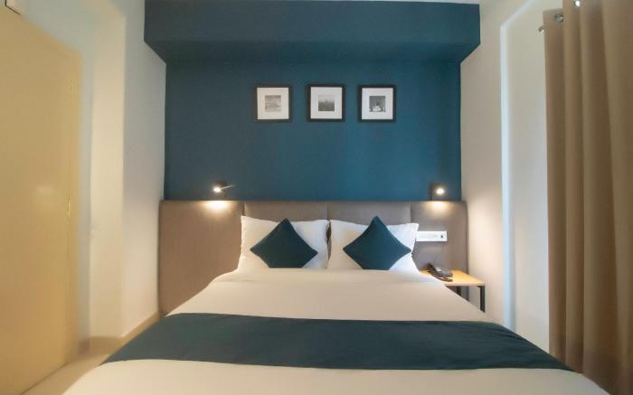 SilverKey Executive Stays 39622 Mayfair Tower