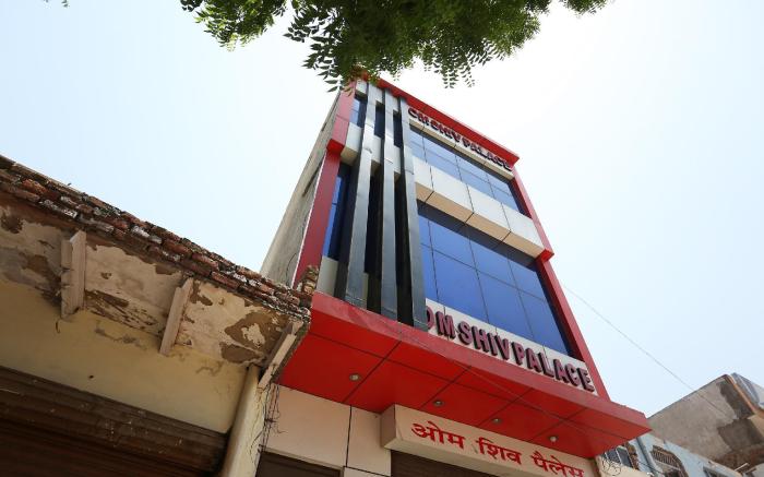 OYO 41214 Om Shiv Palace