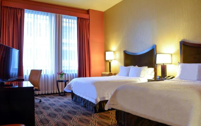 Hampton Inn Majestic Chicago Theatre District