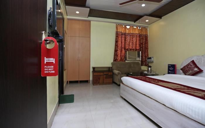 OYO 11682 Hotel Rp International