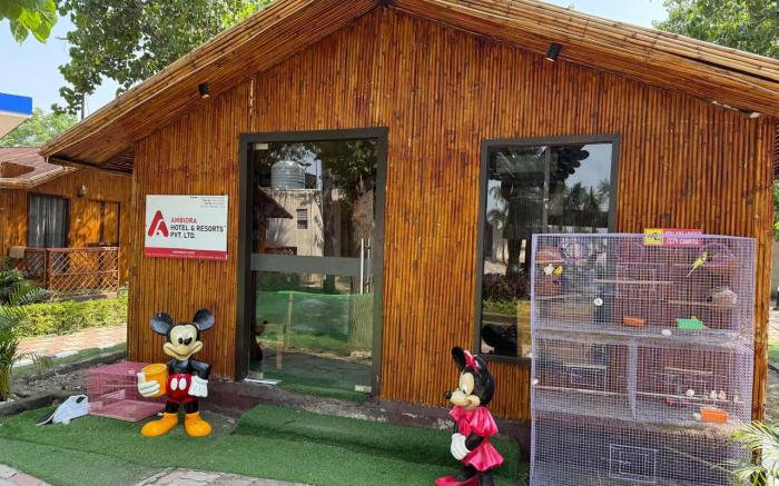 Highway Huts eco-friendly