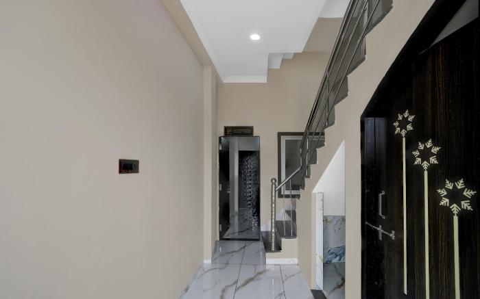 Hotel O Choice Inn II