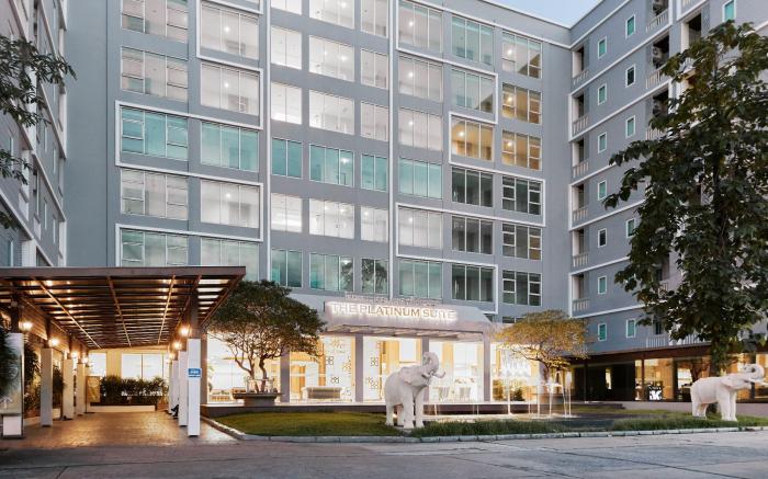 The Platinum Suites Bangkok by Dancenter