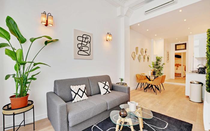 Magnificent apartment - 1 bedroom/4 bedrooms - Exh