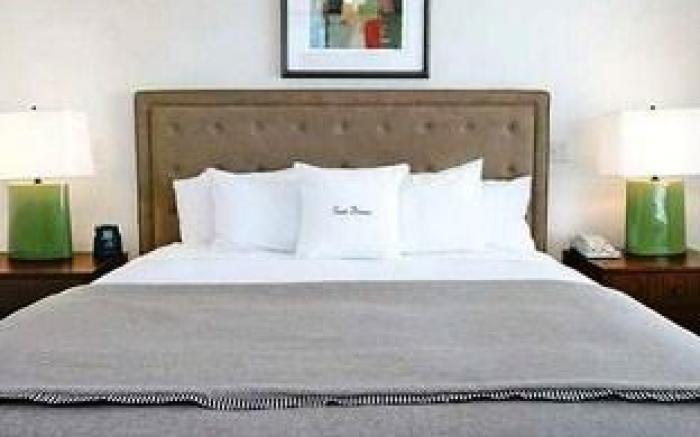 DoubleTree by Hilton San Pedro - Port of Los Angeles