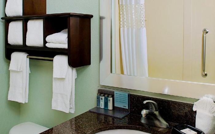 Hampton Inn Naples Central