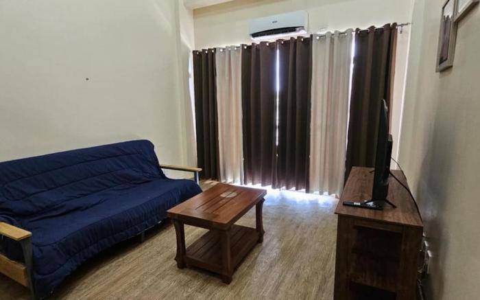 One (1) Bedroom Condo Unit with Free Pool Access