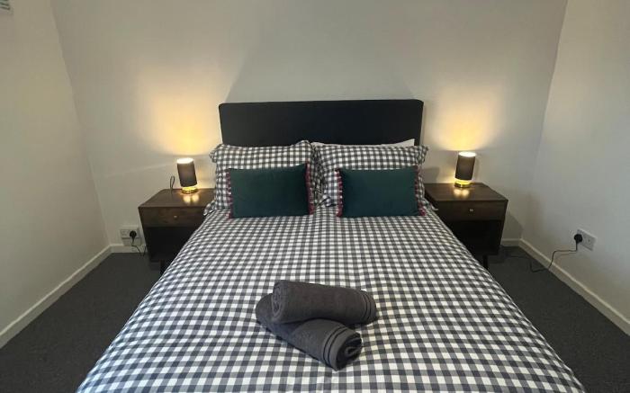 3-4 BR house | Home from home | front+rear parking