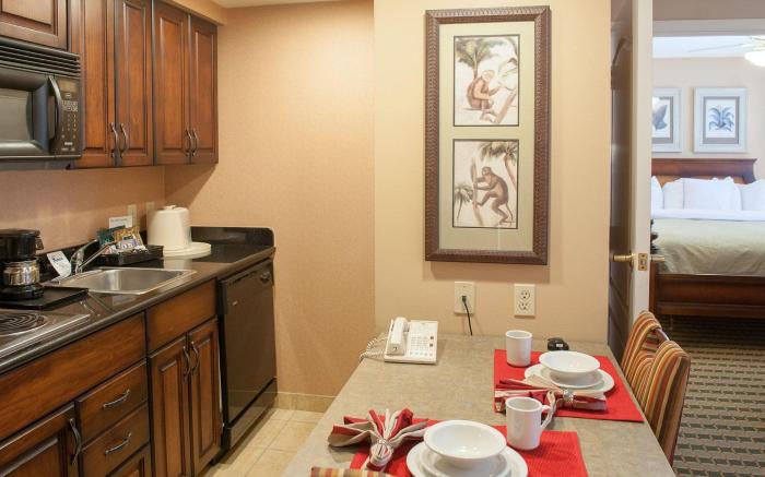 Pensacola Suites Hotel By IHG