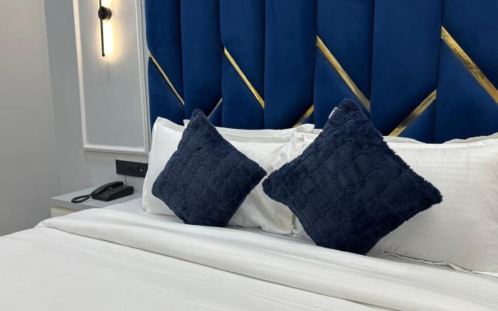 The Hotel Phoenix Inn