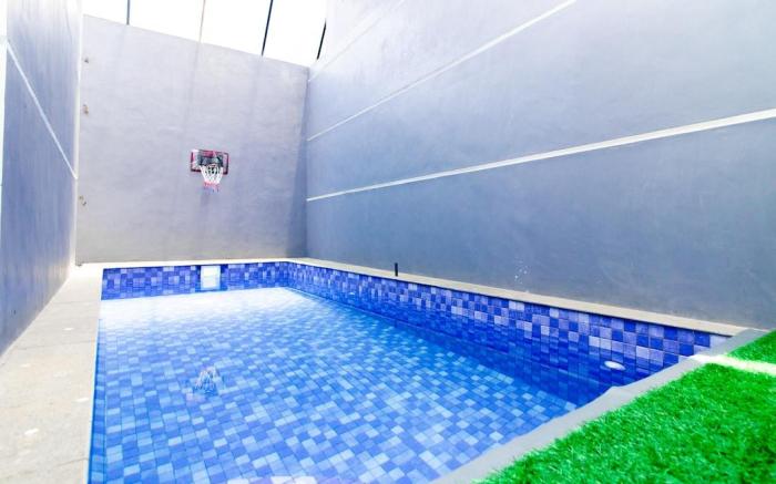 Villa Aira with Private Pool and Karaoke