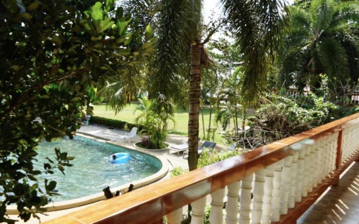 Lanta Green Garden Hotel