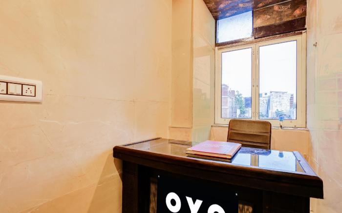 Hotel O Qotel Residency Kalkaji Near Lotus Temple