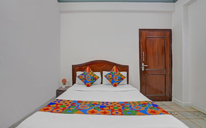 FabHotel Iconic Residency