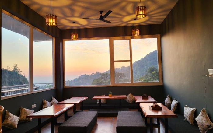 Hotel Alchemy Bistro and Inn 