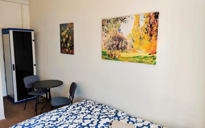 Comfy 2 Rooms Flat + Parking