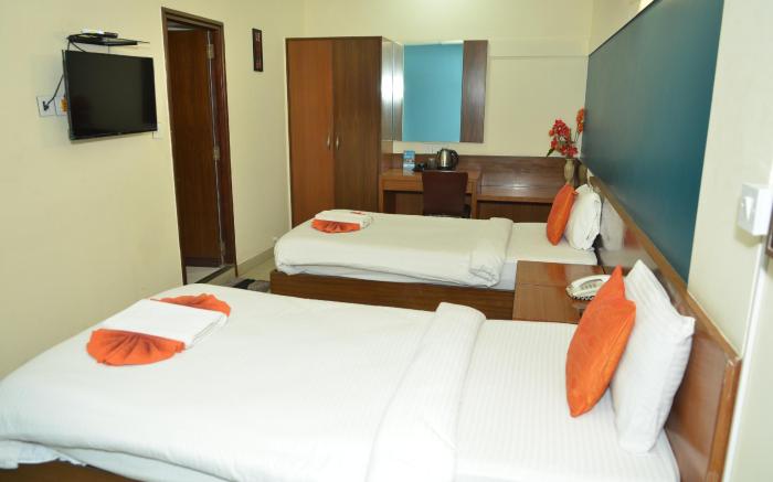 Athasri Hotel Cubbon Road