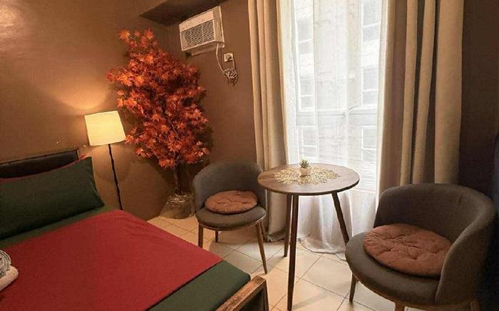 De-Cabin Staycation II