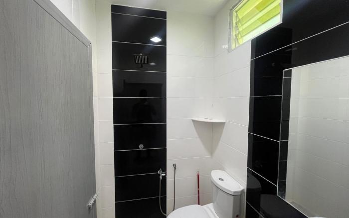 OYO 91220 D Inai Roomstay 