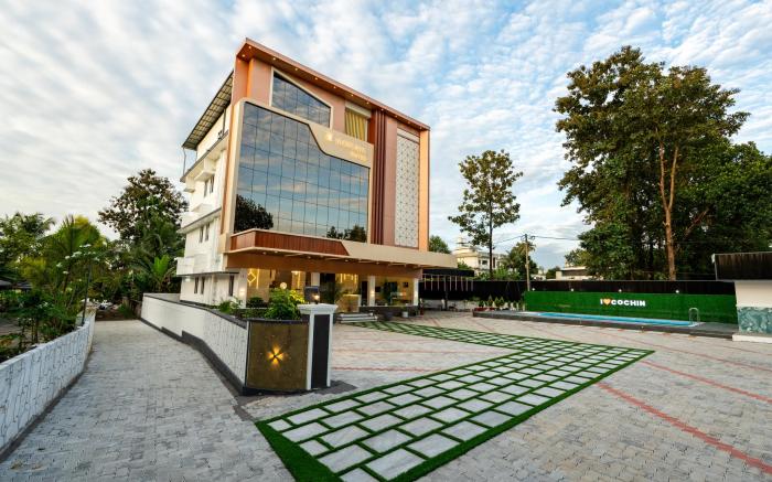 Victoria Suites Airport Hotel