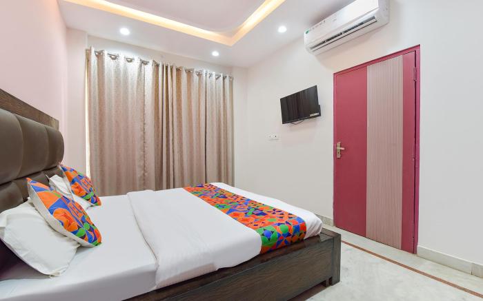 FabHotel Supreme Stay