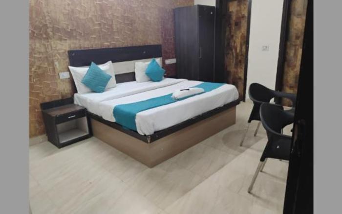 FabHotel Diamond Key