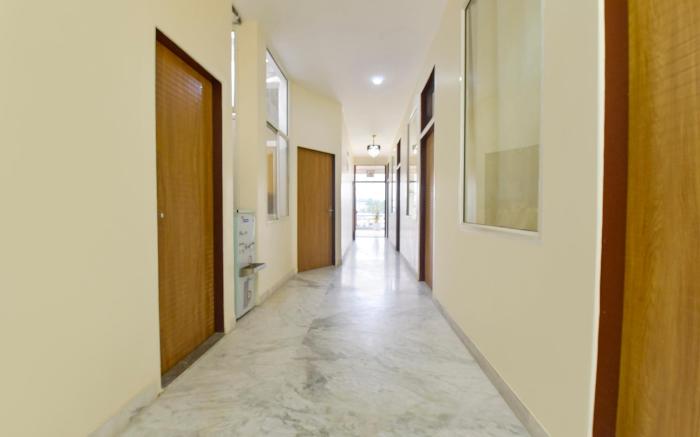 FabHotel Sahaswatam Stay