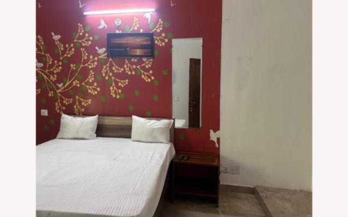 FabHotel Golden Palace I