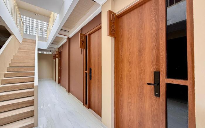 CIKOMI KOSTEL Syariah By Hans Management