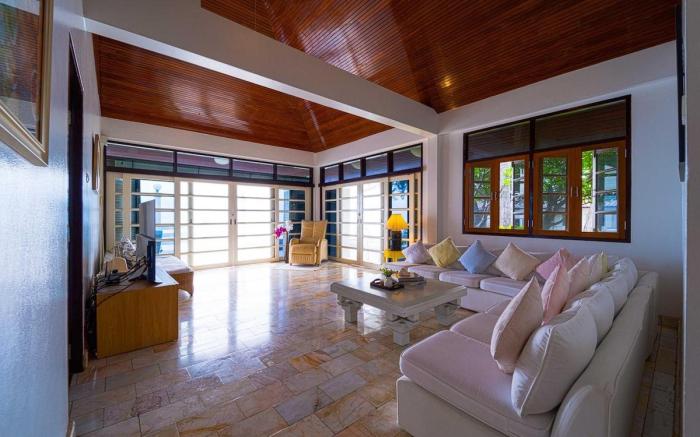 Oceanfront 6 Bedroom Twin Villas (OV6)