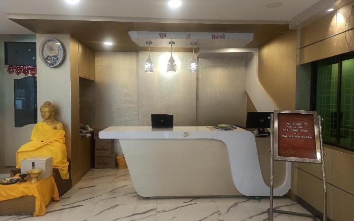  Hotel Om International Bodh Gaya