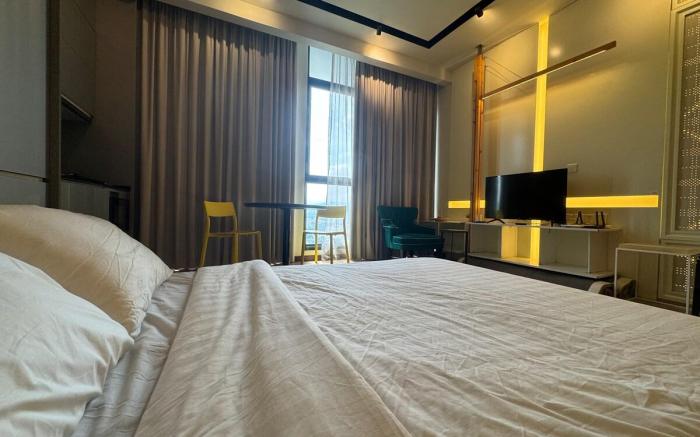 Expressionz B2705 1BR KLCC by Laze Home