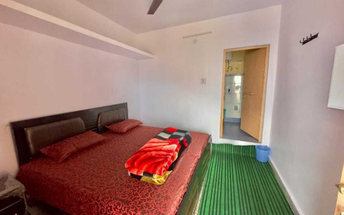 Hotel Ram Gopal Guptkashi